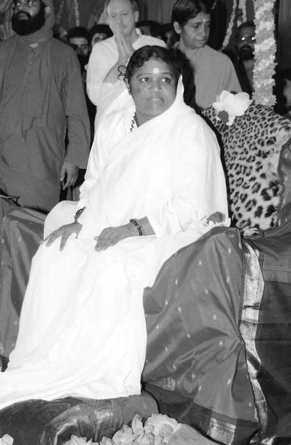 Fotokannan, Mata Amritanandamayi - The Culturium